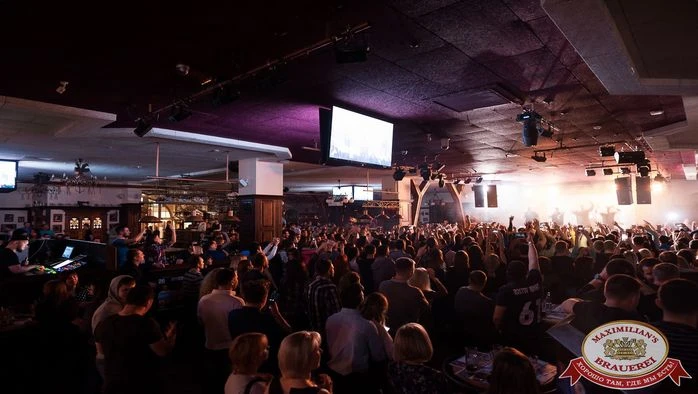 Постер площадки Максимилианс - Клубный ресторан