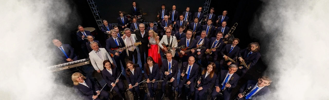 Постер Дороги любви. Оркестр "Арсенал- Бэнд" в Хабаровске