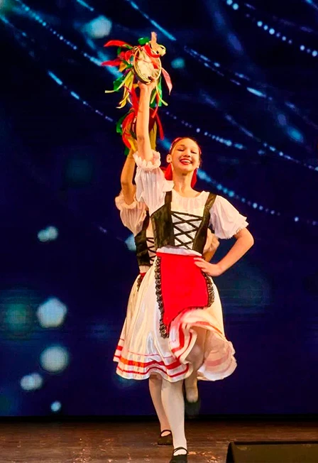 Постер Танцуем вместе. Отчетный концерт в Чебоксарах