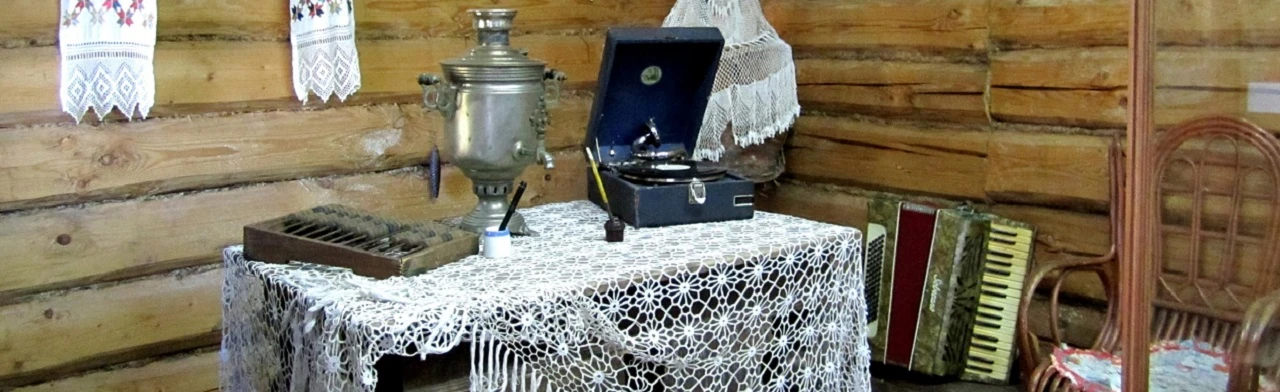 Постер Свет малой родины. Экскурсия