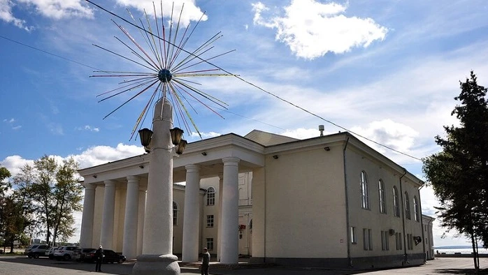 Постер Дворец культуры Челябинского Трубопрокатного завода (ДК ЧТПЗ)