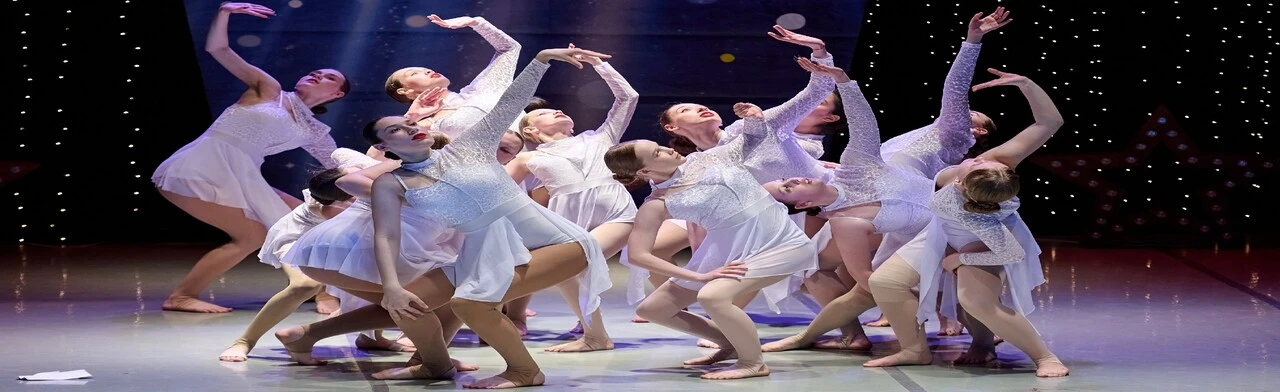 Постер Выпускной. Концертная программа в Череповеце