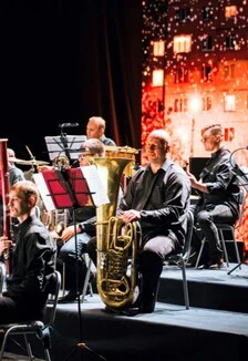 Постер Хиты мирового кино в Хабаровске