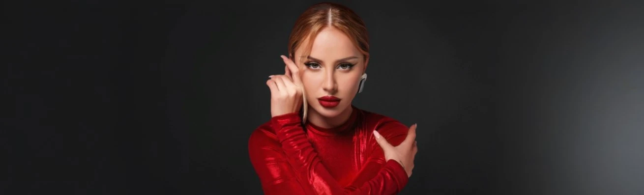Постер Anna Asti в Хабаровске