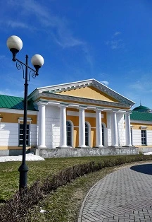 Постер Знакомьтесь: весь музей! Выставка в Ижевске