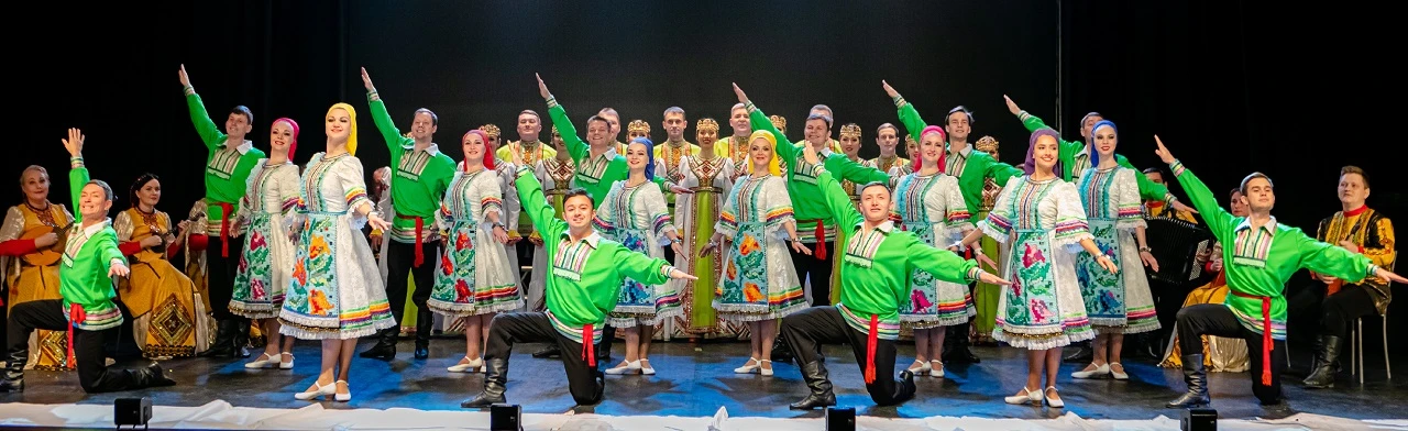 Постер Удмуртия праздничная. Ансамбль "Италмас" в Ижевске