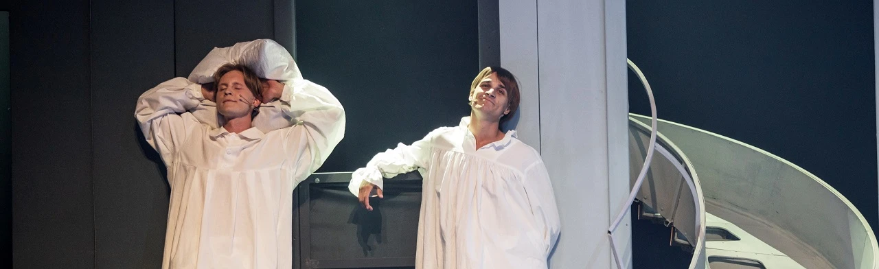 Постер Отрочество. Спектакль