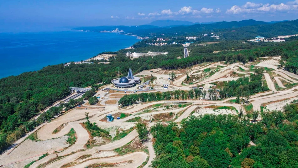 Постер Автогородок ВДЦ «Орленок» (Краснодарский край)