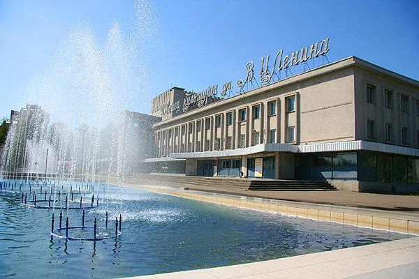 Постер площадки ДК им. В.И. Ленина