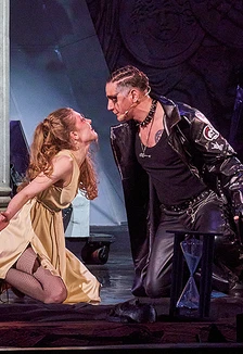 Постер Антигона в Кемерове