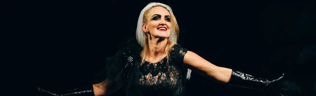 Постер Средство Макропулоса