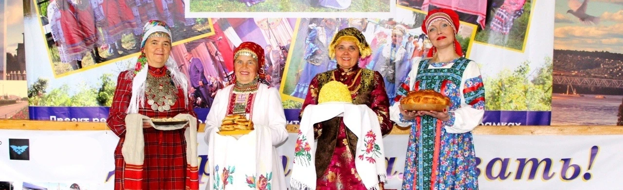 Постер Народов много, а дружба одна. Выставка в Кирове