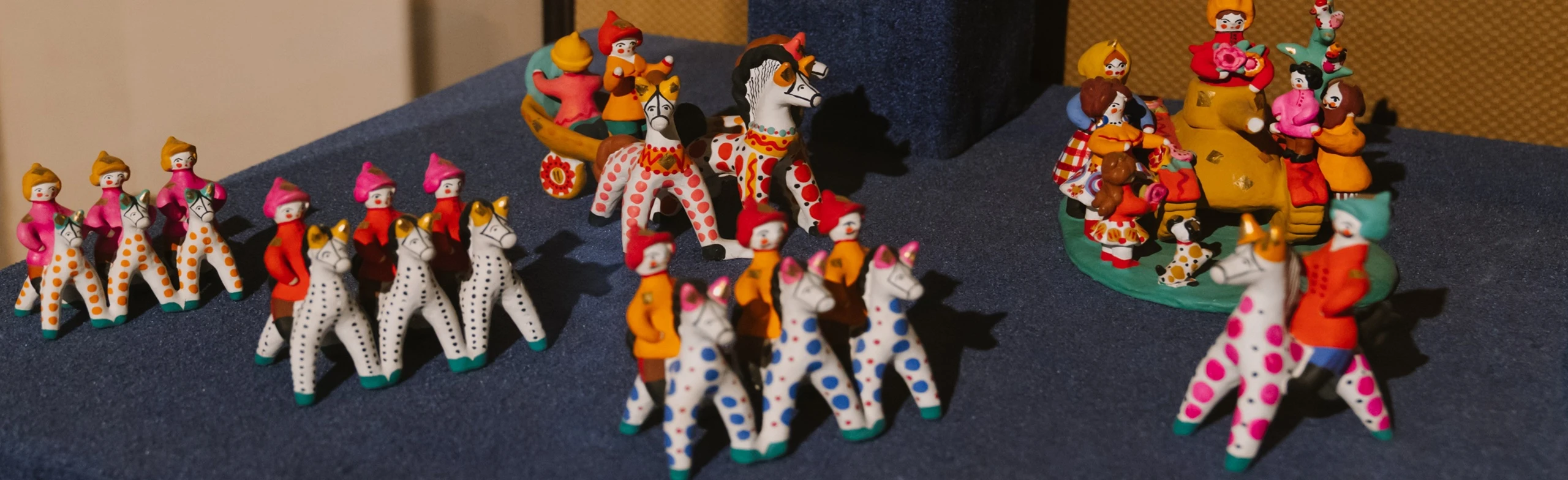 Постер Дымковская игрушка XX – начала XXI века. Выставка в Кирове