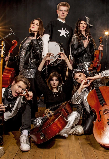 Постер Мировые рок-хиты на виолончелях. Magic Cellos Band в Липецке