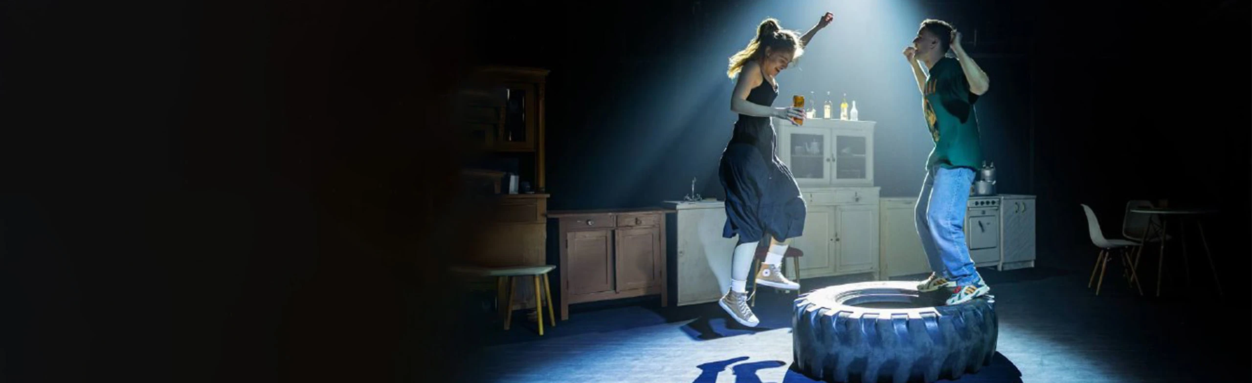 Постер Сезон отравленных плодов