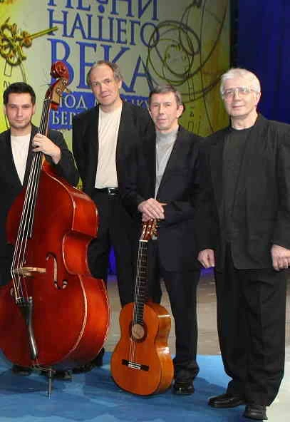 Постер Песни нашего века в Москве