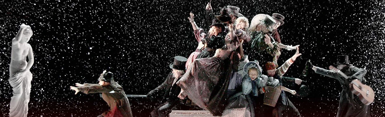 Постер Маскарад в Москве