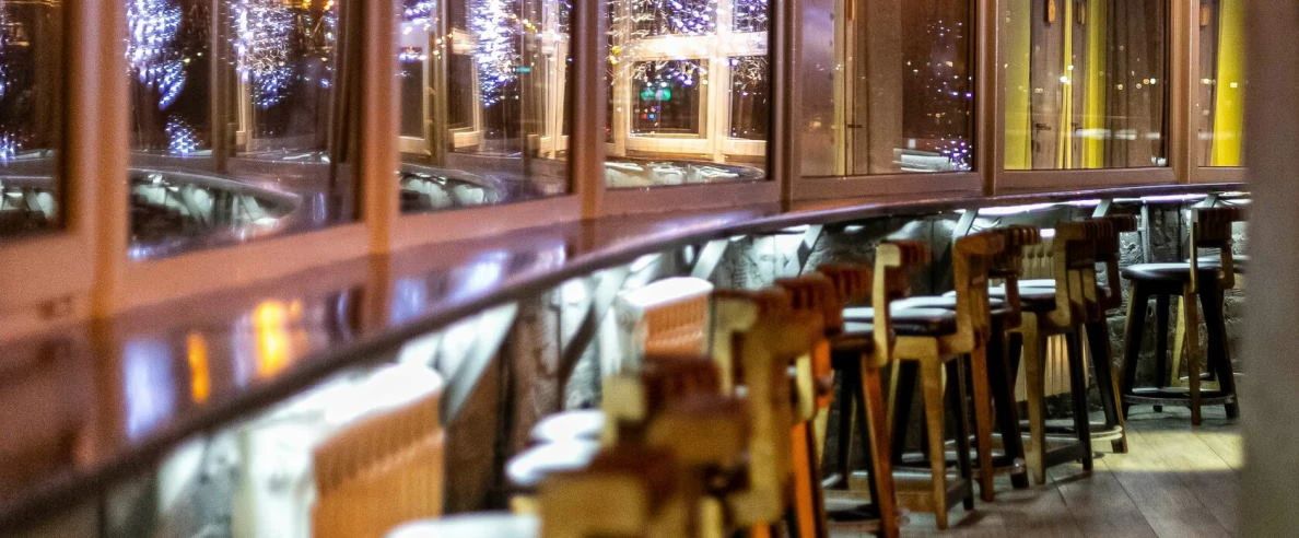 Постер River’s Bar