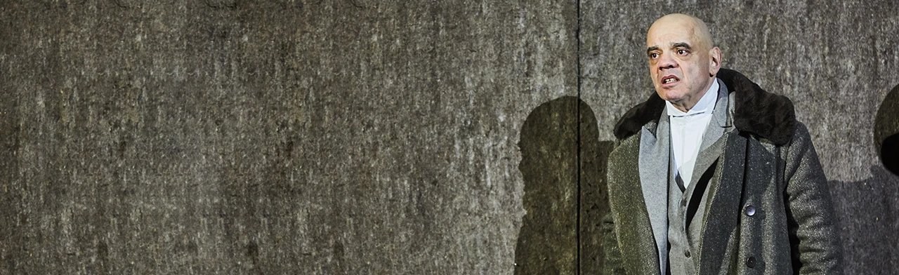 Постер Человек из ресторана