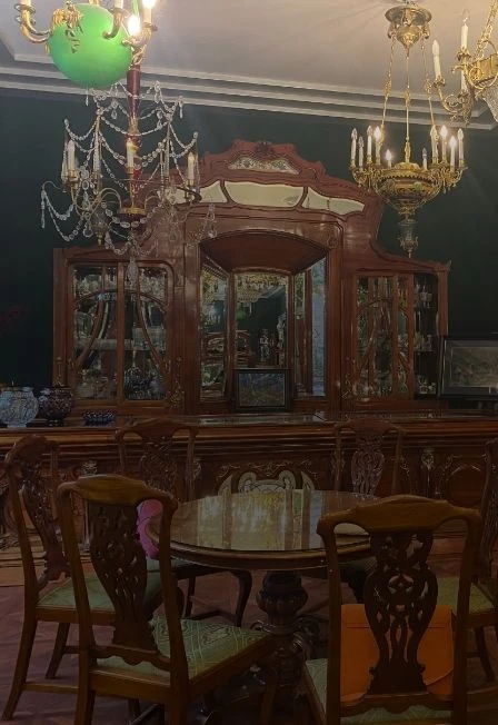 Постер Блеск и тайны хрусталя: экскурсия в закрытую галерею Бахметевского завода в Москве