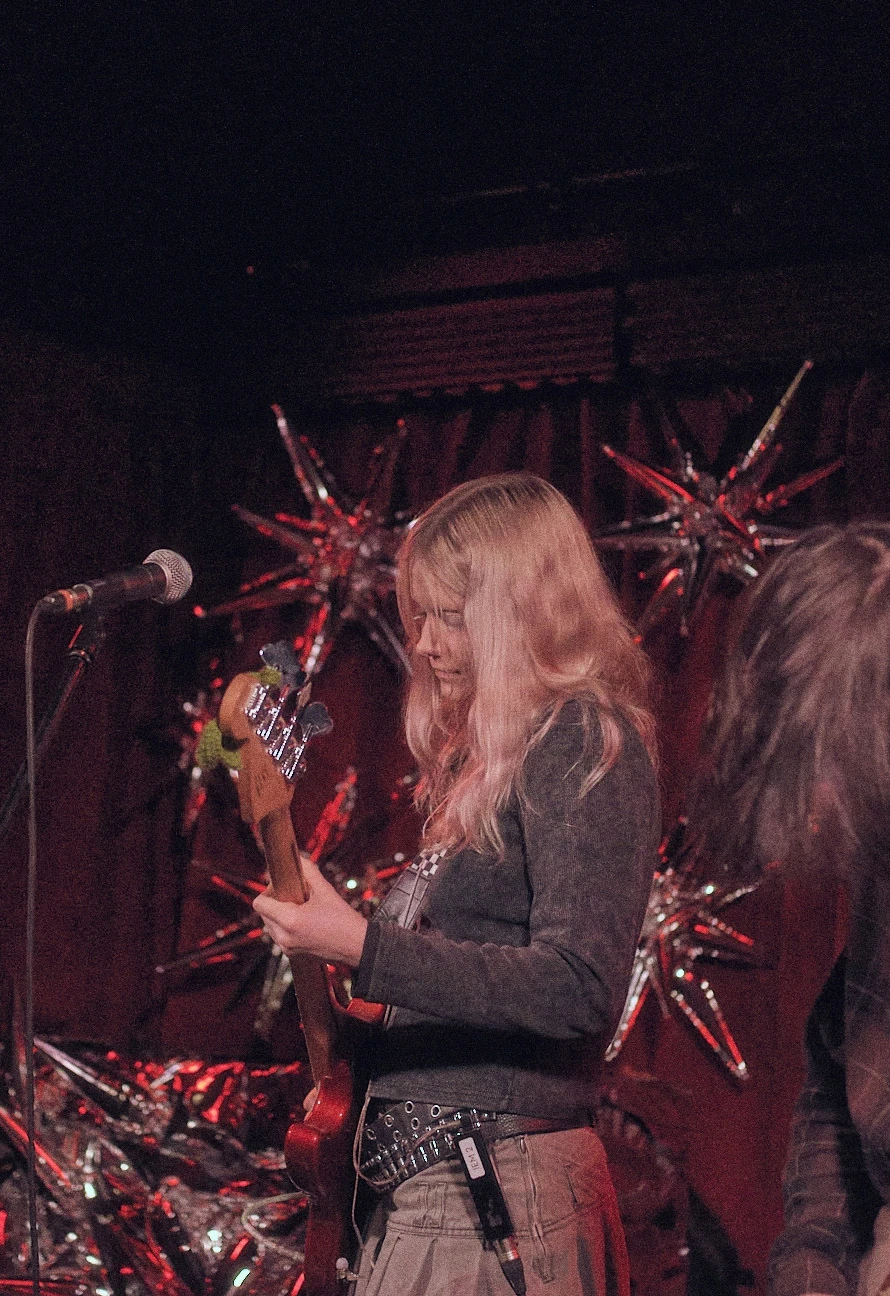 Постер Goodnight kisses и Кломипрамин в Москве