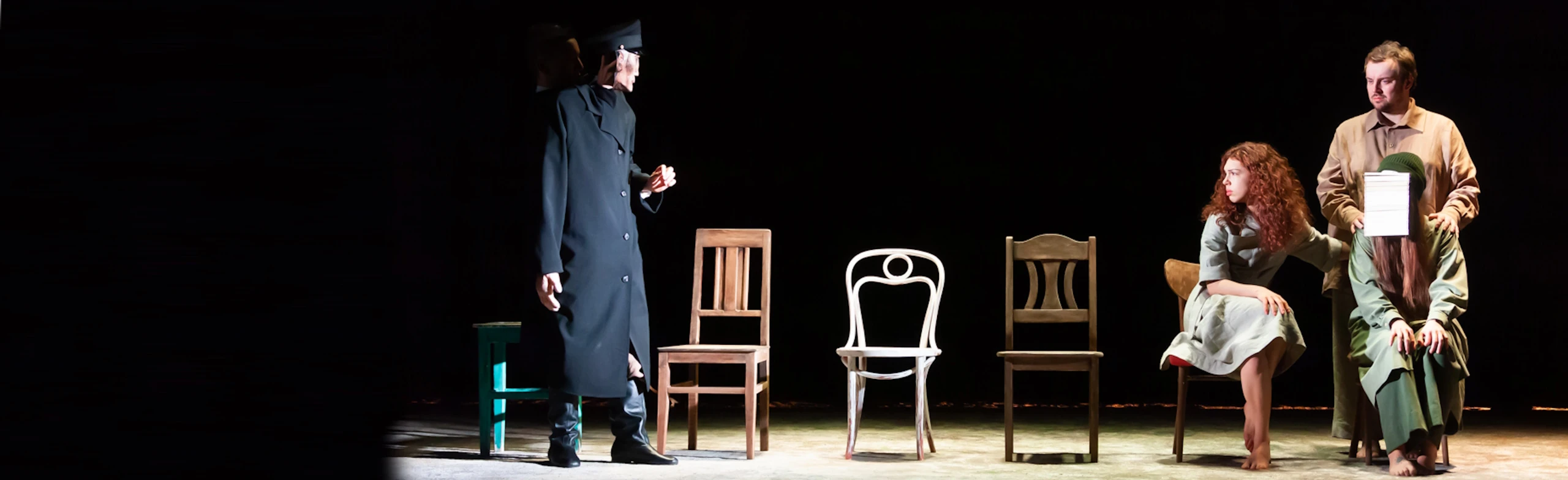 Постер Обычная человеческая история