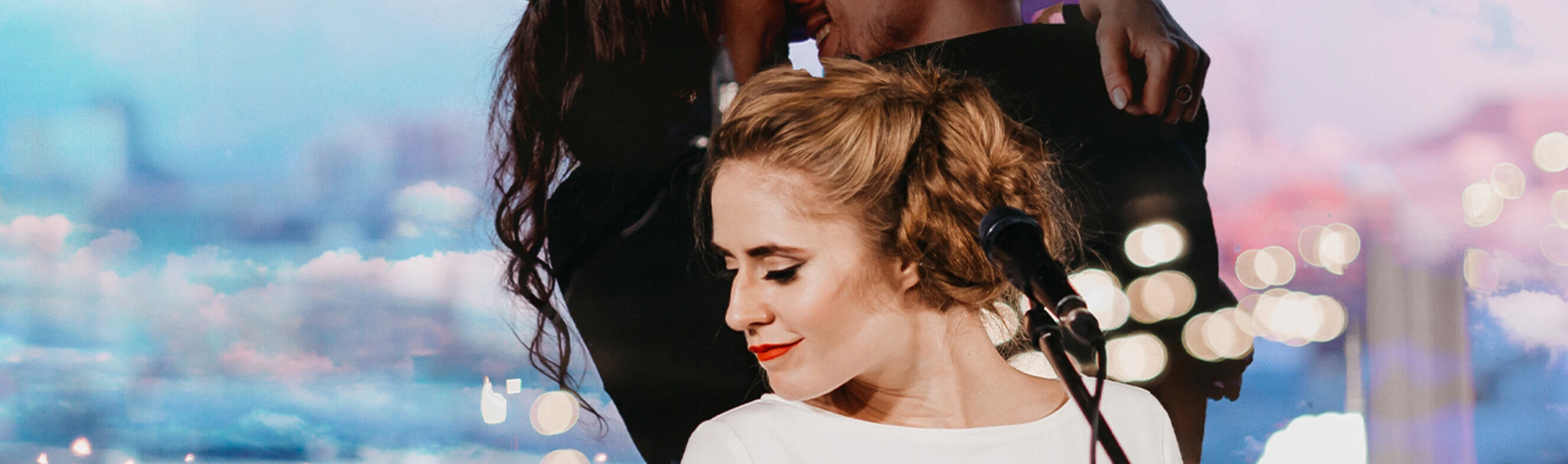 Постер Легендарные песни о любви на 7 языках