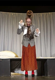 Постер Довлатов в Москве