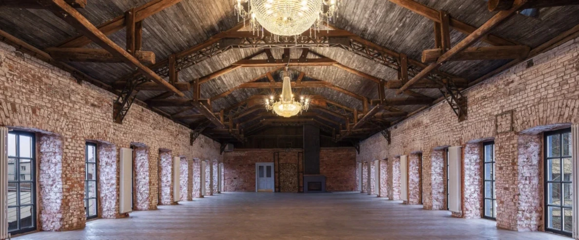 Постер Tesla Hall