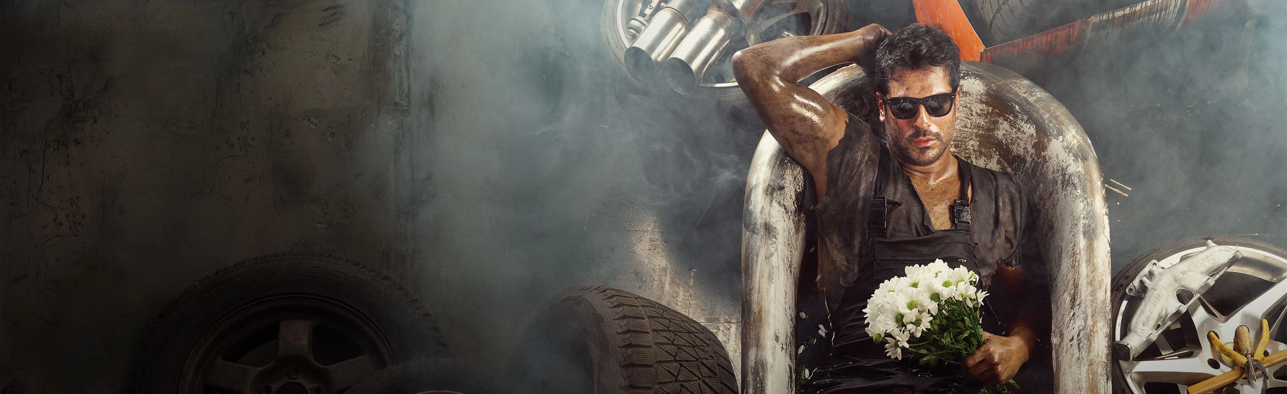 Постер Моноспектакль Бурака Озчивита