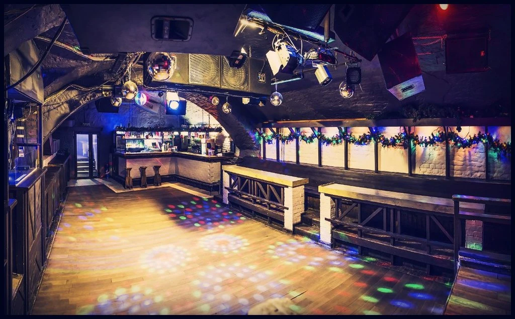 Постер Клуб-ресторан «Вермель»