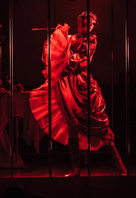 Постер М означает Магритт в Москве