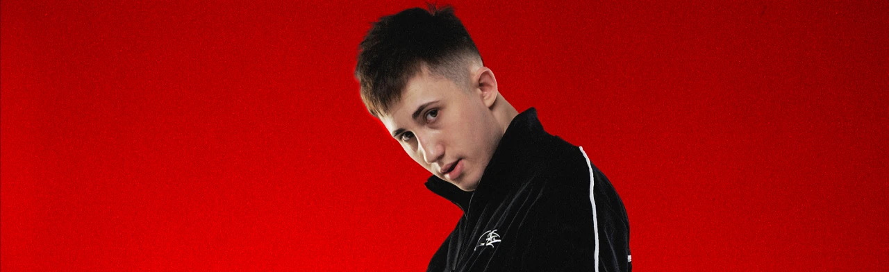 Постер Nasty Babe в Москве