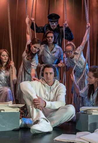 Постер Девочки в Москве