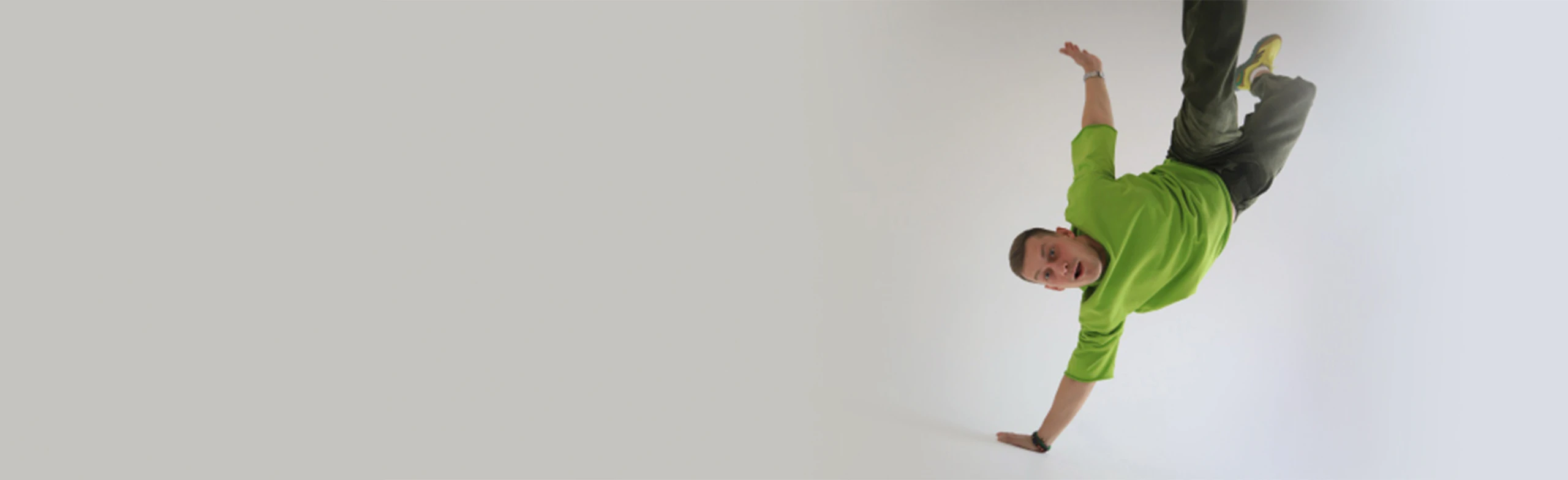 Постер The Maugleez