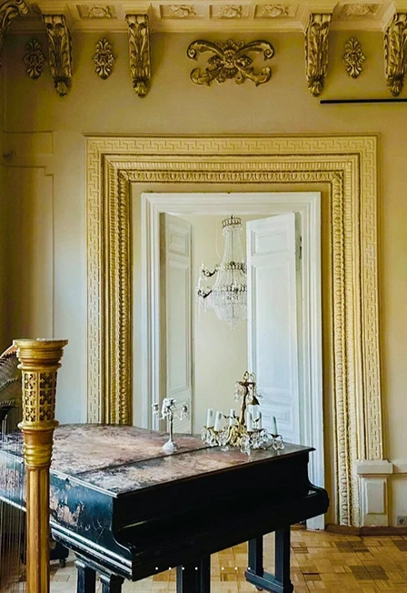 Постер «French Jazz»: Винтажный джаз на панорамной крыше в Москве