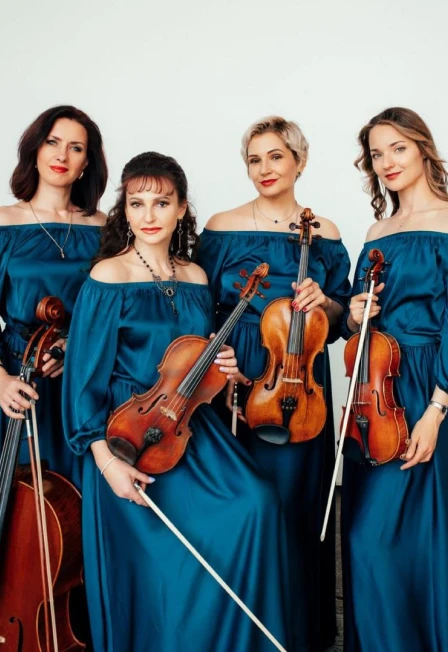 Постер Концерт при свечах. Популярная классика и музыка кино в Москве