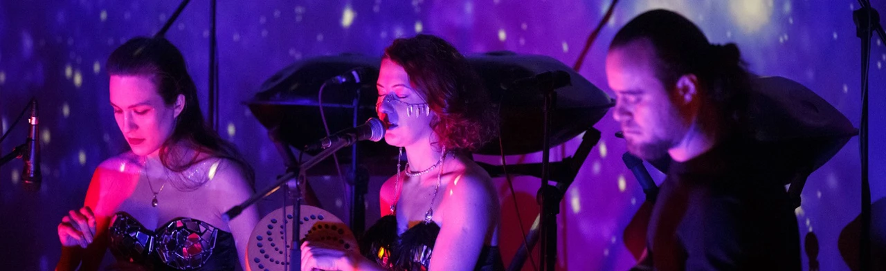 Постер Космические звуки ханга