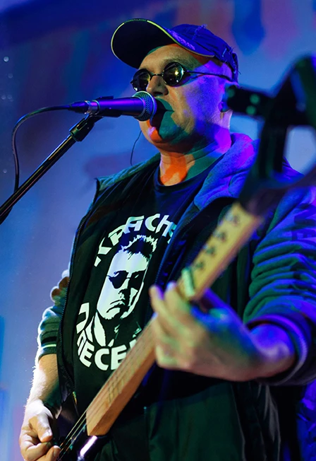 Постер Красная Плесень в Москве