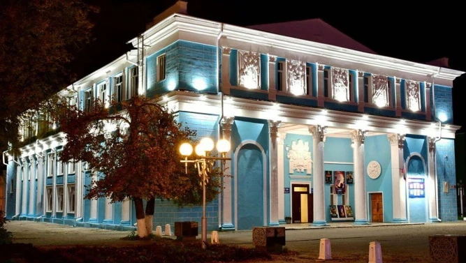 Постер ДК им. Гогиберидзе (г. Людиново)