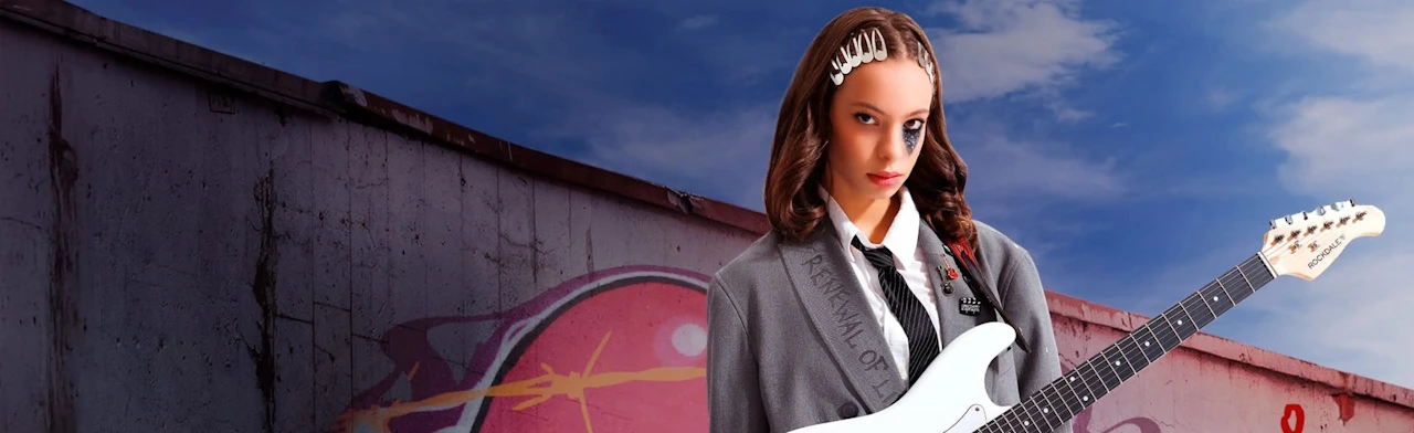 Постер Плакса в Москве