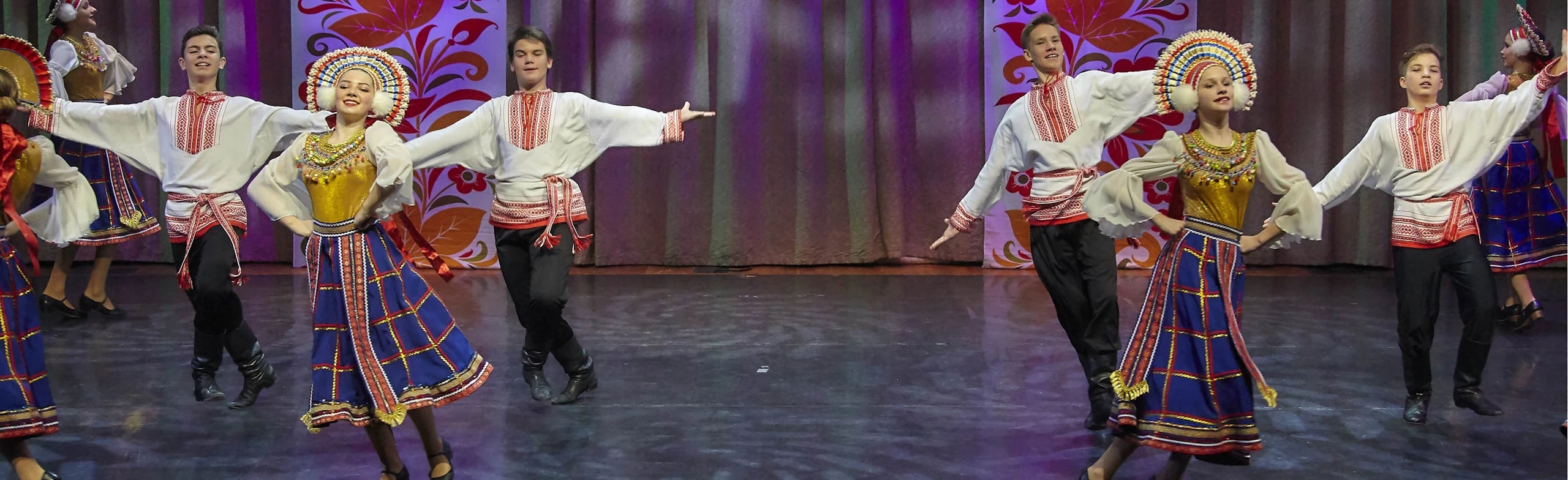 Постер Юные Русы в Москве