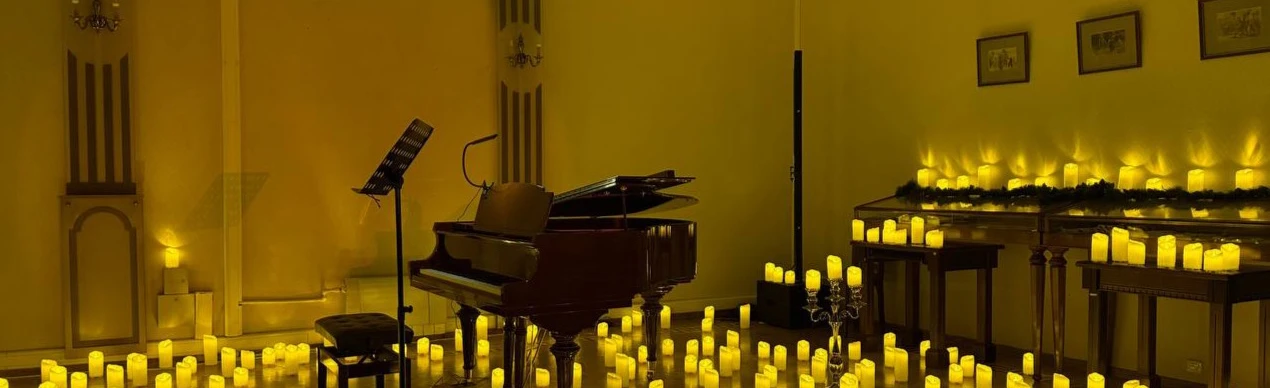 Постер Мировые хиты при Свечах в Москве