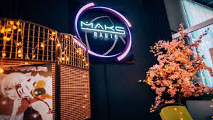 Постер Maks Radio