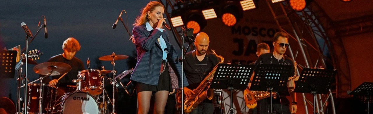 Постер Ольга Синяева в Москве