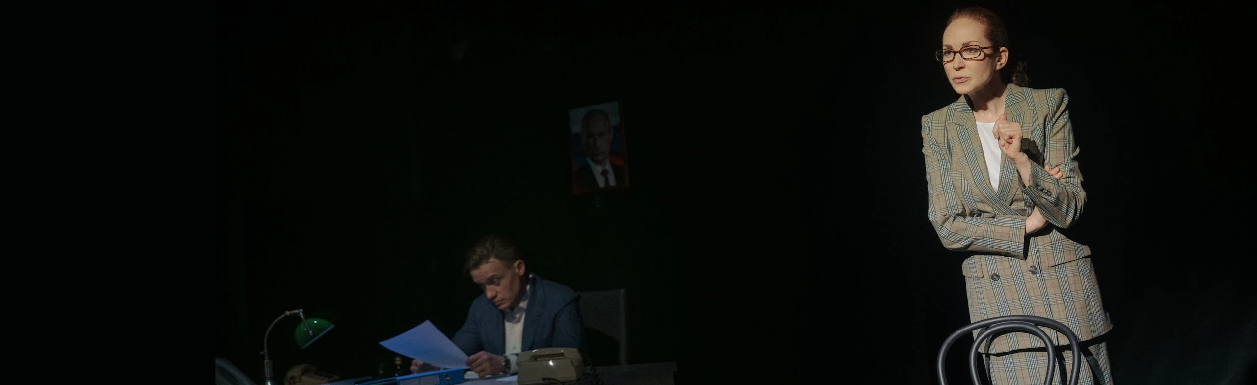 Постер Жизнь в конверте в Москве