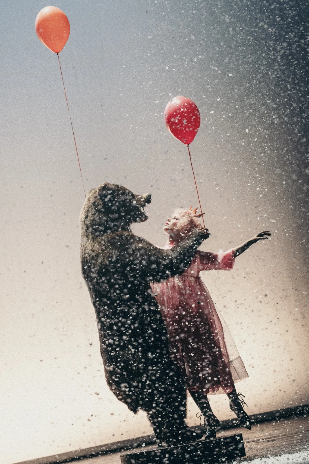 Постер Обыкновенное чудо в Москве