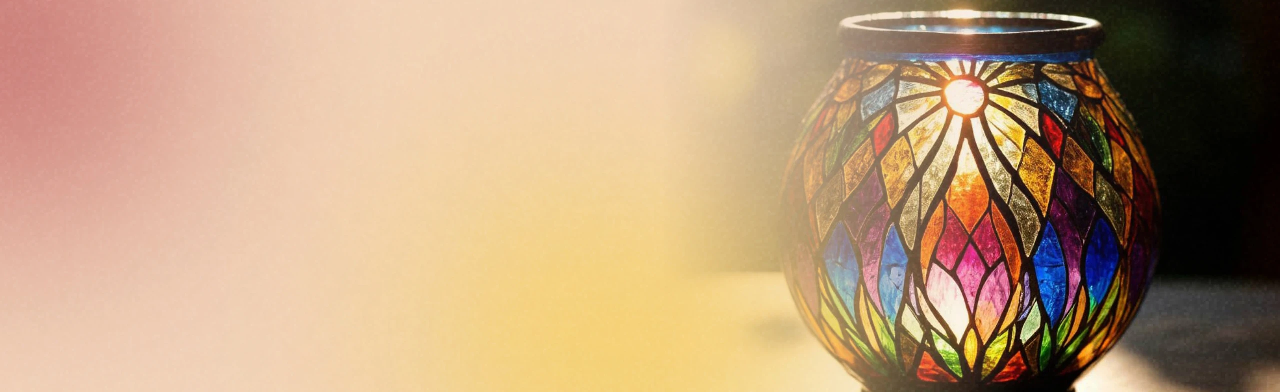 Постер Мастер-класс росписи по стеклу «Волшебство витража» в Москве