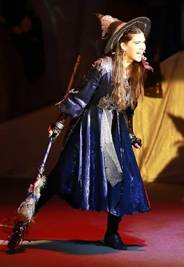 Постер Добрые дела маленькой Бабы-Яги в Москве