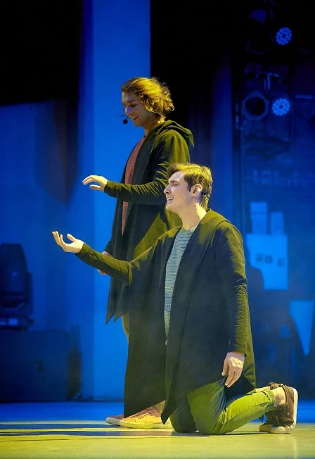 Постер Я — Счастье! Преображение, или Швабракадабра в Москве